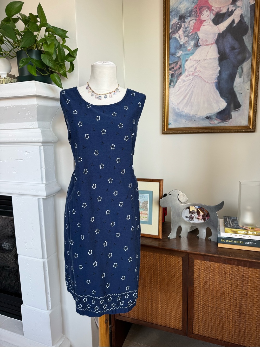 Silhouette Navy Sleeveless Embroidered Midi Dress